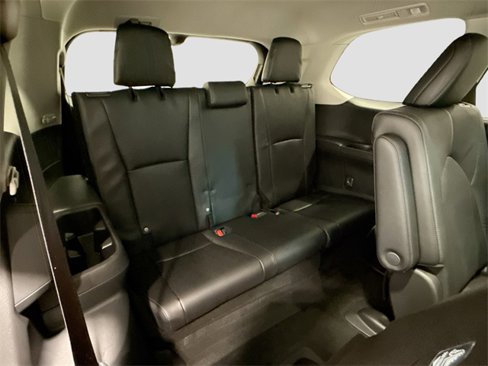 New 2026 Toyota Grand Highlander Platinum image 22