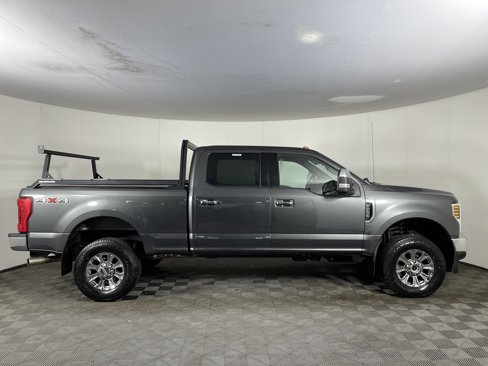 Used 2019 Ford F250 XLT w/ XLT Premium Package image 5