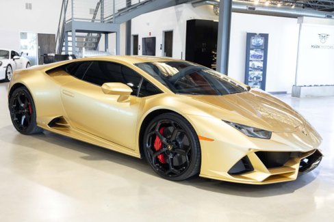 Used 2020 Lamborghini Huracan EVO image 3