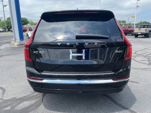 New 2026 Volvo XC90 B6 Plus w/ Protection Package Premier image 4