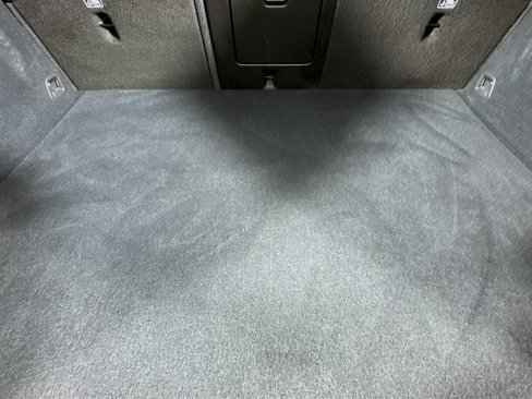Used 2025 Volvo XC60 B5 Plus image 34