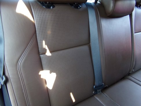 Used 2016 Toyota Tacoma Limited image 37