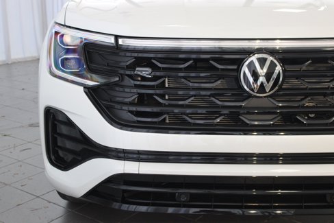 New 2026 Volkswagen Atlas Cross Sport SEL R-Line image 10