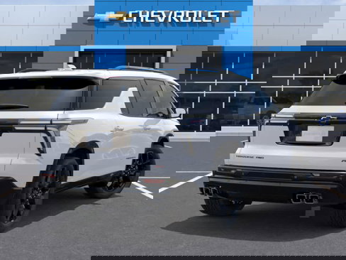 New 2026 Chevrolet Traverse RS w/ LPO, Floor Liner Package image 4