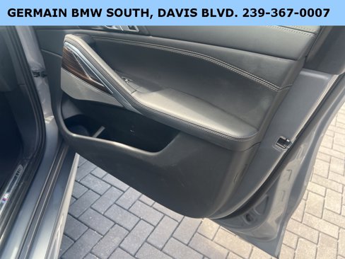 Used 2024 BMW X6 xDrive40i w/ Premium Package image 34