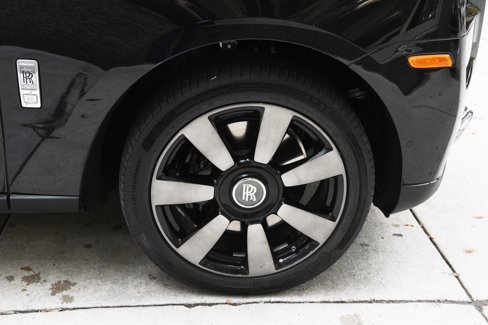 Certified 2024 Rolls-Royce Cullinan image 26
