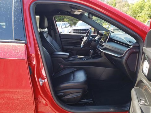 Used 2022 Jeep Compass Limited image 16