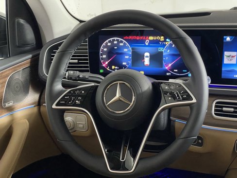 New 2025 Mercedes-Benz GLS 450 4MATIC image 16