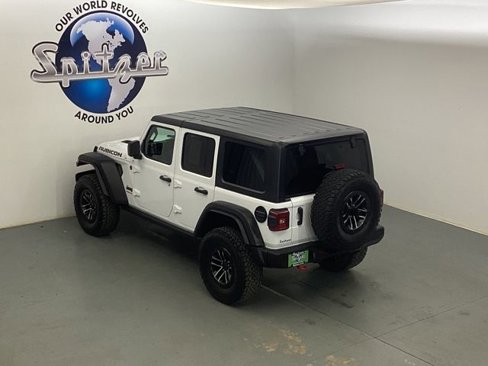 Used 2024 Jeep Wrangler Unlimited Rubicon w/ XTREMEE 35" Tire Package image 44