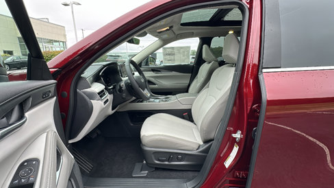 New 2026 INFINITI QX60 Luxe w/ Family Package image 7