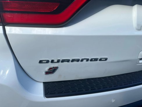 Used 2019 Dodge Durango SXT image 6