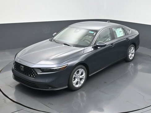 New 2025 Honda Accord LX image 9