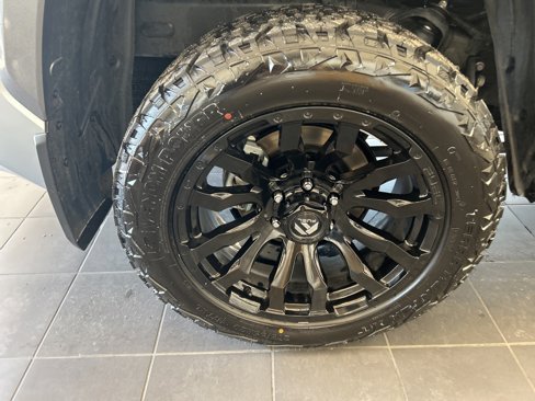 New 2025 Toyota Tundra Limited image 8