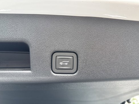 New 2026 GMC Acadia Elevation w/ Black Edition image 15