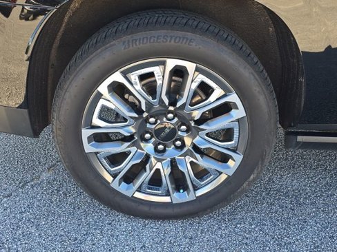 Used 2023 GMC Yukon XL Denali Ultimate image 10