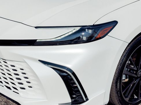 Used 2025 Toyota Camry XSE image 24