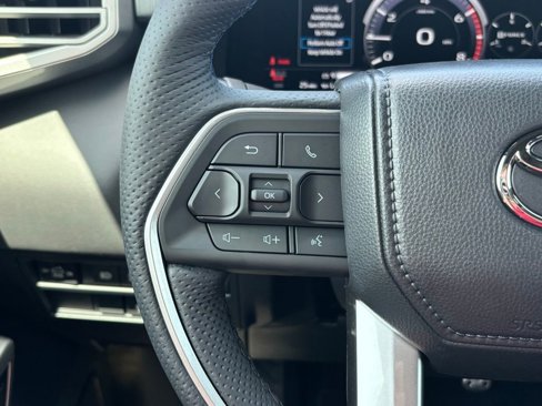 New 2025 Toyota Tundra Platinum image 18