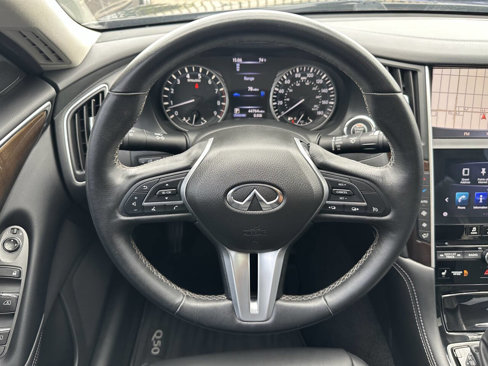 Used 2019 INFINITI Q50 Luxe w/ Essential Package (3.0T Luxe) image 18