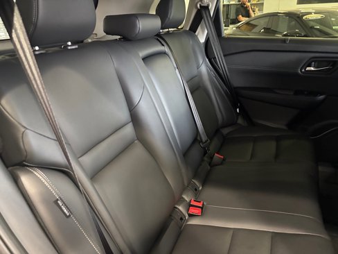 Used 2025 Nissan Rogue SL w/ SL Premium Package image 21