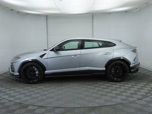 Used 2020 Lamborghini Urus image 8