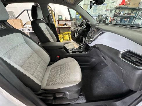 Used 2022 Chevrolet Equinox LT image 21