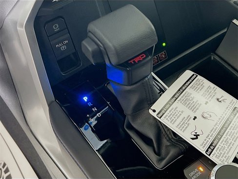 Certified 2025 Toyota Sequoia Platinum image 16