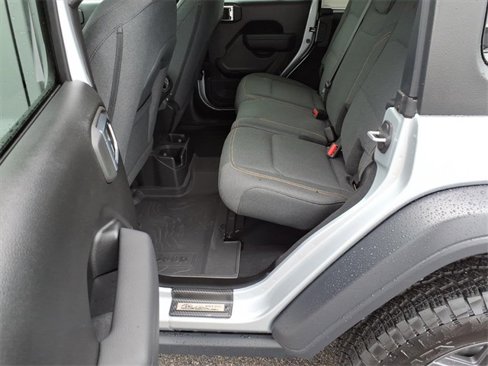 Used 2024 Jeep Wrangler Sport S image 12