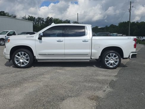 Used 2025 Chevrolet Silverado 1500 High Country w/ Technology Package image 2