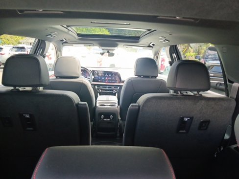 New 2026 Chevrolet Traverse RS w/ LPO, Floor Liner Package image 19