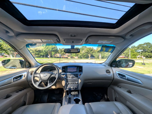 Used 2017 Nissan Pathfinder SL w/ SL Premium Package image 18