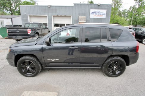 Used 2014 Jeep Compass Sport image 3