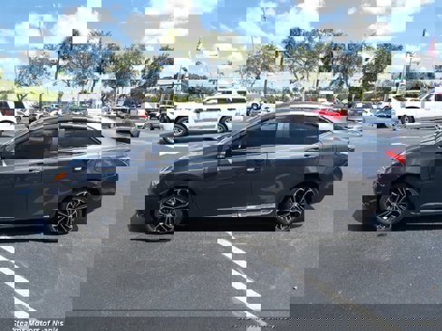 Used 2016 Toyota Corolla S image 10