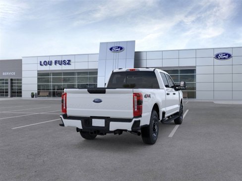 New 2026 Ford F250 4x4 Crew Cab Super Duty image 9