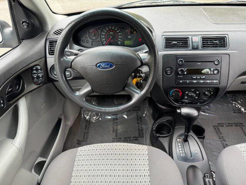 Used 2007 Ford Focus SE image 19