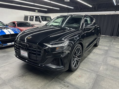 Used 2023 Audi Q8 Prestige image 1