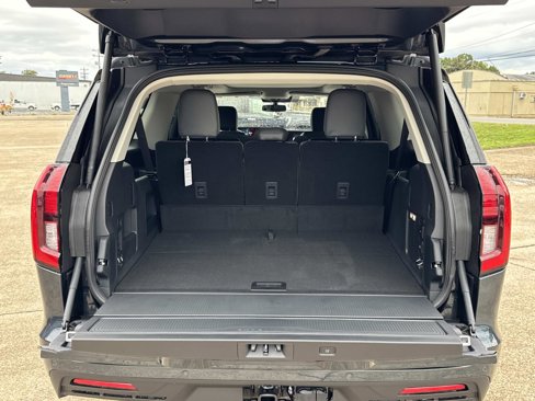 New 2025 Ford Expedition Max Active image 6