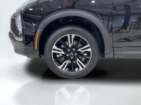 New 2025 Mitsubishi Eclipse Cross SE image 8