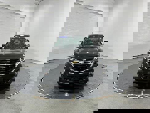 Used 2021 Chevrolet Equinox LT w/ Driver Convenience Package image 18