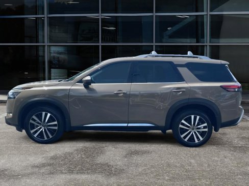 New 2025 Nissan Pathfinder Platinum w/ Cargo Package image 6