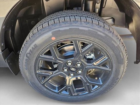 New 2025 Ford Maverick XLT w/ Black Appearance Package image 9