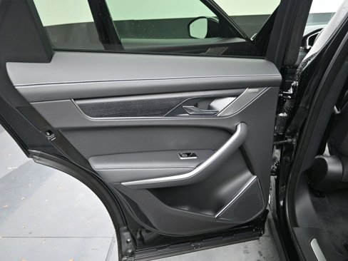 New 2025 Jaguar F-PACE R-Dynamic S image 16
