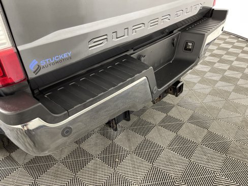 Used 2019 Ford F250 XLT w/ XLT Premium Package image 6