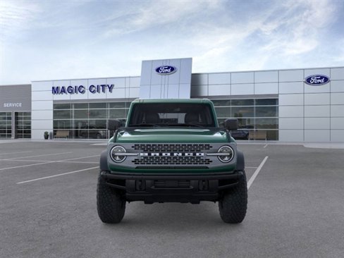 New 2025 Ford Bronco Badlands w/ Sasquatch Package image 6