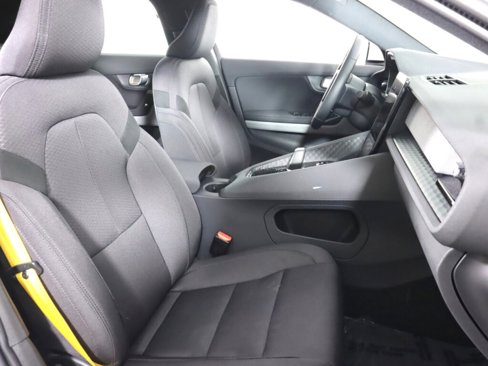 Used 2022 Polestar Polestar 2 w/ Performance Package image 38