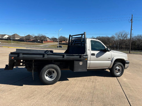 Used 2005 Chevrolet Silverado 3500 LS w/ Heavy-Duty Power Package image 12