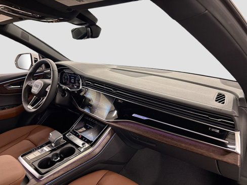 New 2025 Audi Q8 Premium Plus image 14