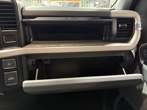 Used 2024 Ford F250 XLT image 23