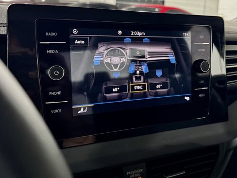 Used 2025 Volkswagen Jetta SE image 5