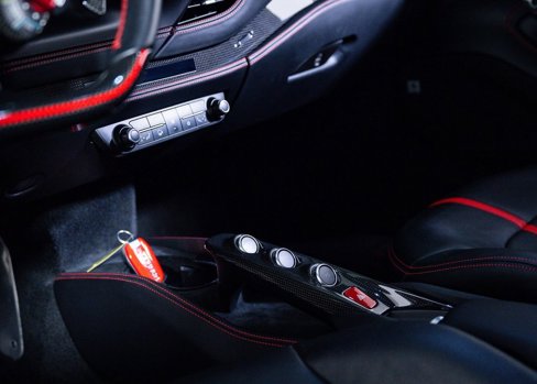Certified 2020 Ferrari F8 Tributo image 23