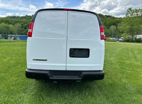 New 2025 Chevrolet Express 3500 w/ Driver Convenience Package image 28